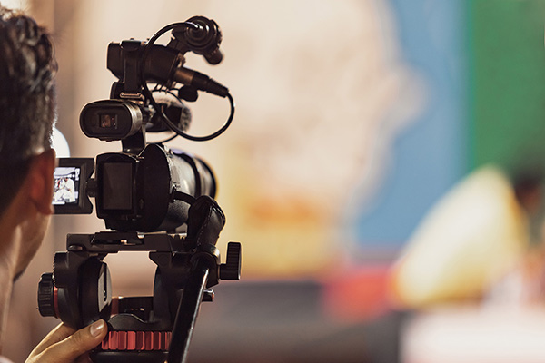 Professional Videographer, Corporate Video Production, Video Production Company in Dallas, Create Videos, Professional in North Richland Hills