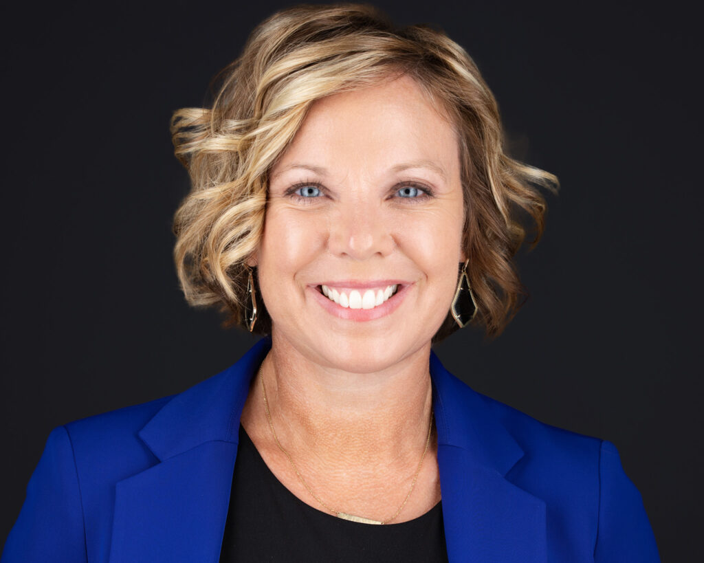 Headshot of a woman in Grapevine and what to wear for a headshot | 2mm Headshots and Event Photography Team Headshot in Dallas