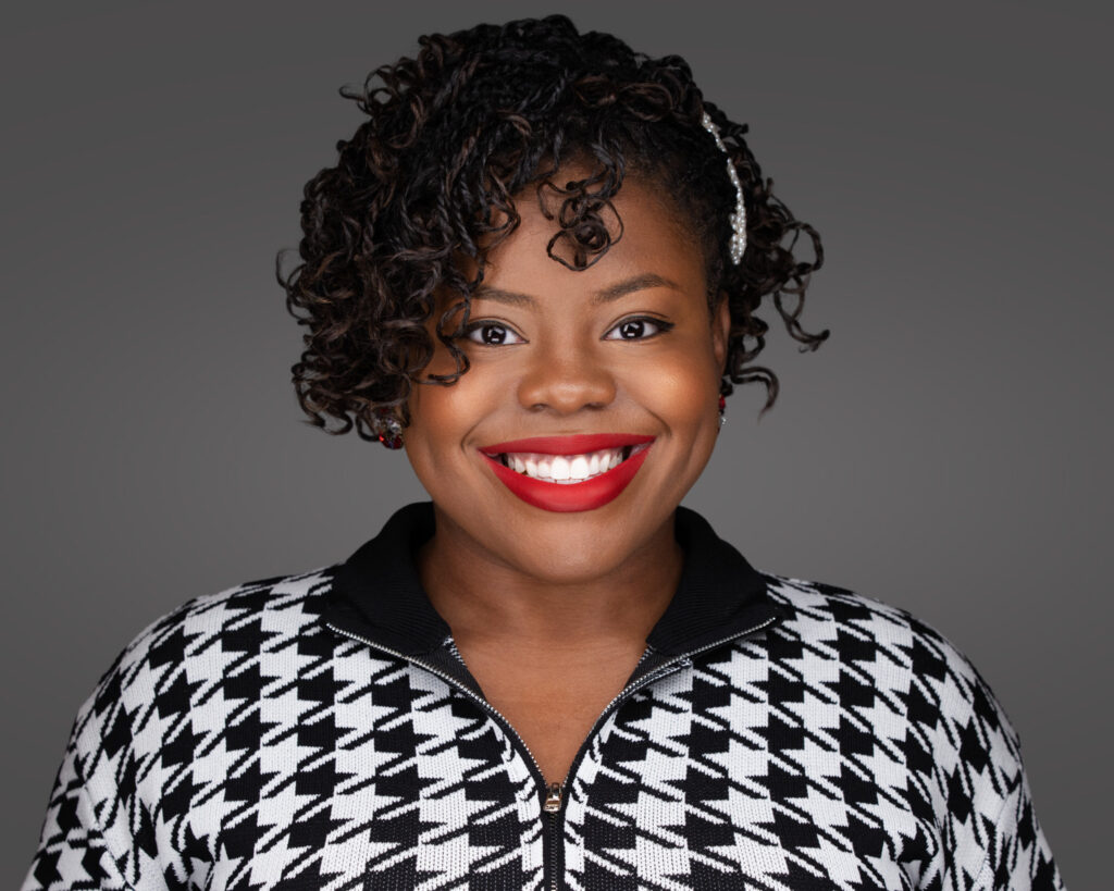 A pretty woman captured in a fort worth headshot | 2mm Headshots and Event Photography The Best LinkedIn Headshot Example